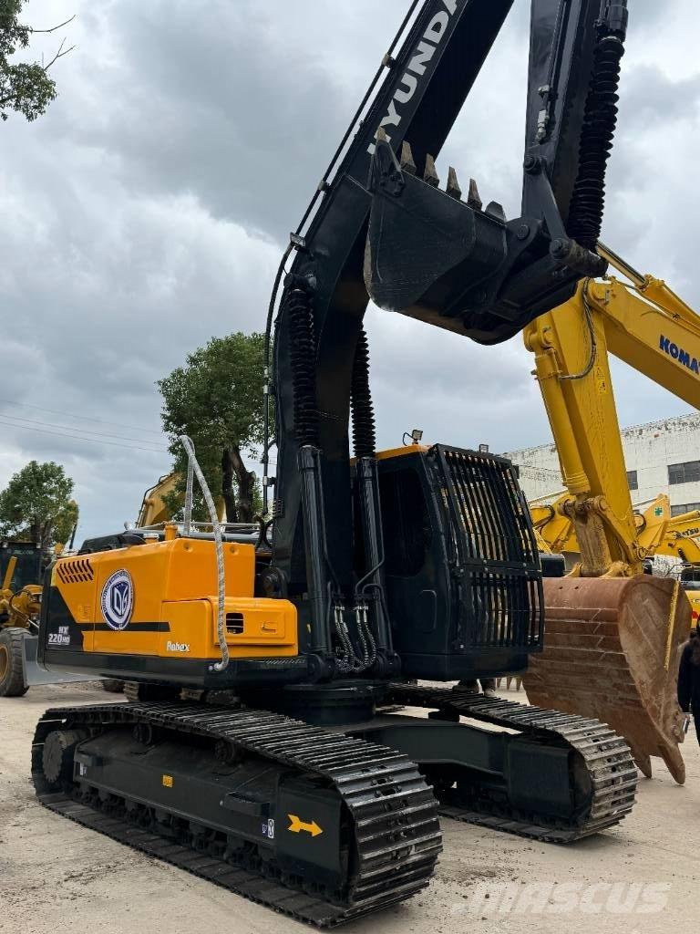 Hyundai HX220HD Kāpurķēžu ekskavatori