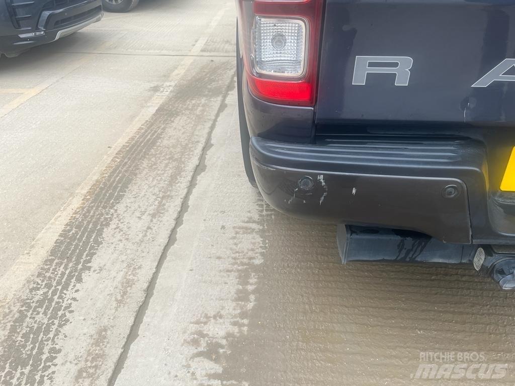 Ford Ranger Vieglais kravas automobilis/izkraušana no sāniem