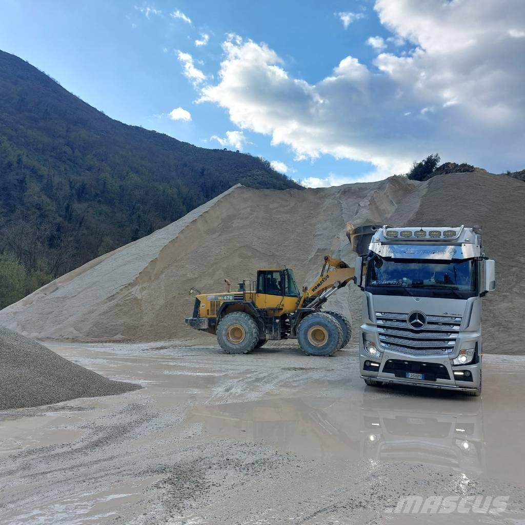 Komatsu WA470LC-6 Iekrāvēji uz riteņiem