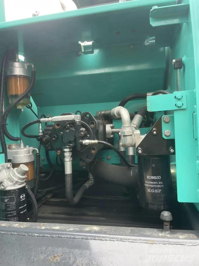 Kobelco 神钢 200 D Vidēja lieluma ekskavatori 7 t - 12 t