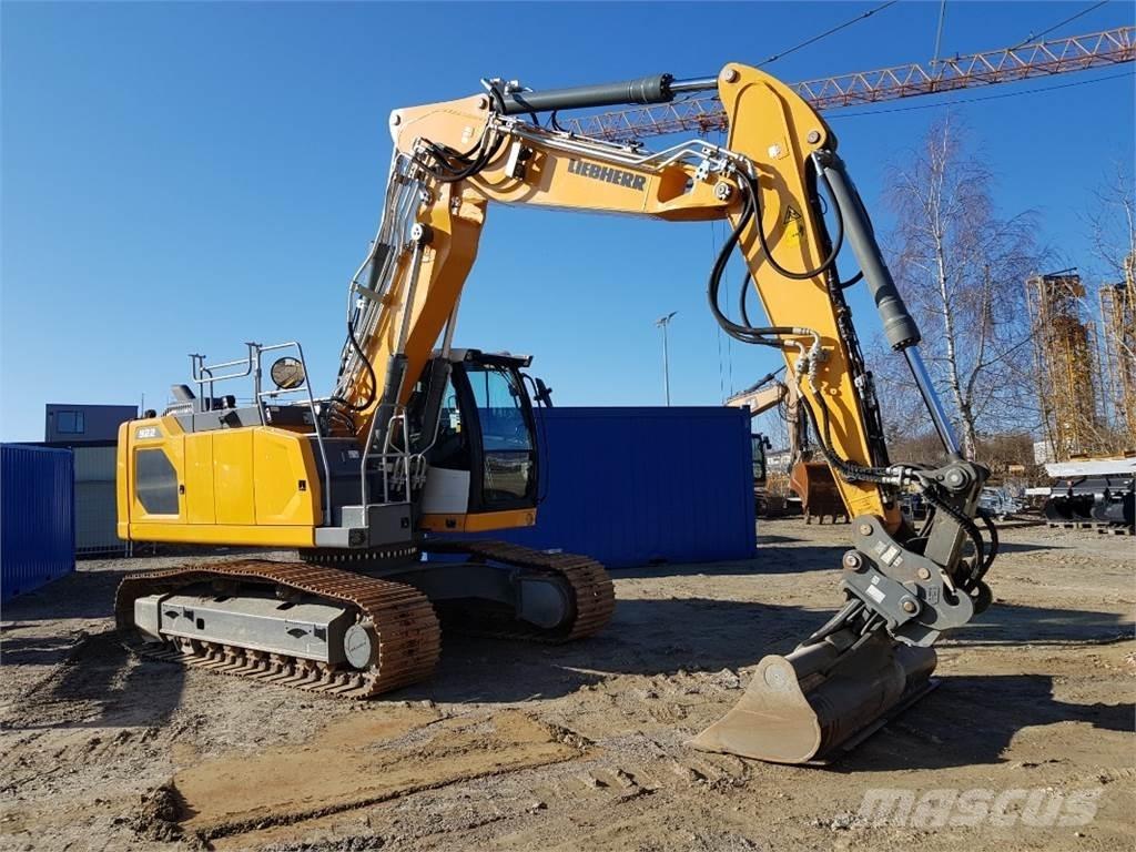 Liebherr R922 Kāpurķēžu ekskavatori