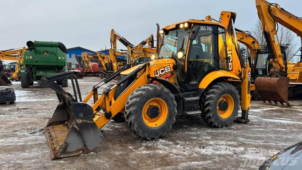 JCB 4 CX Ekskavatori-iekrāvēji