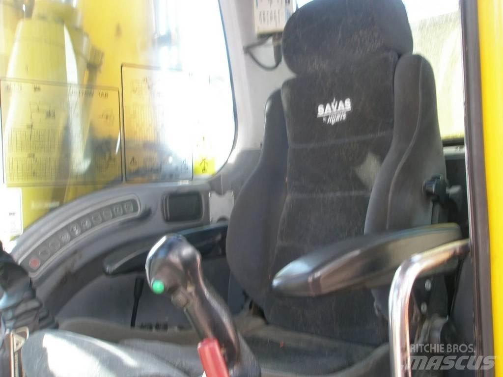 JCB JS175W Ekskavatori uz riteņiem