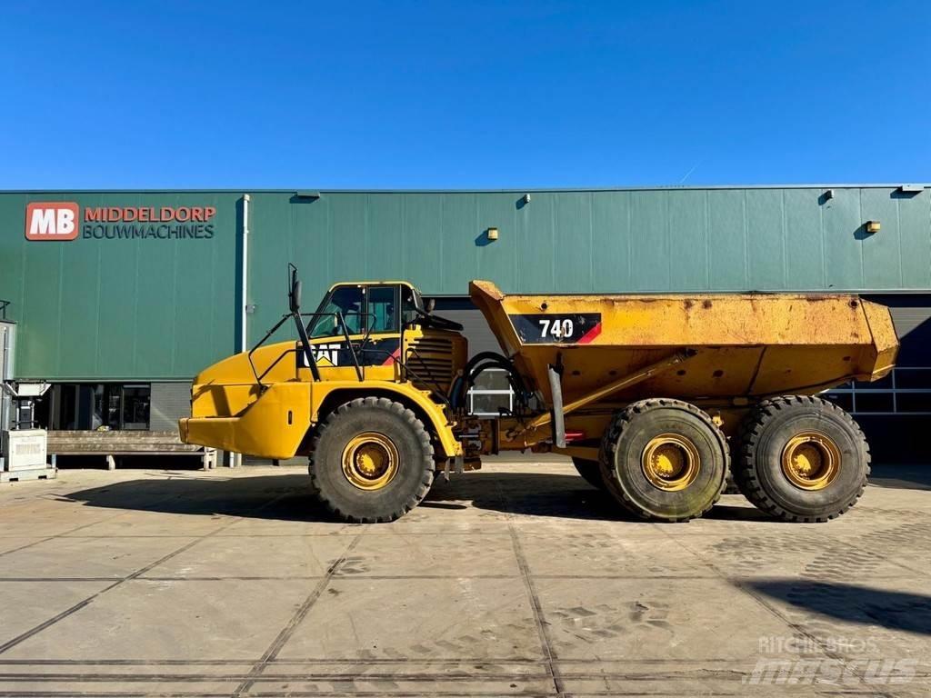 CAT 740 Artikulētie pašizgāzēji