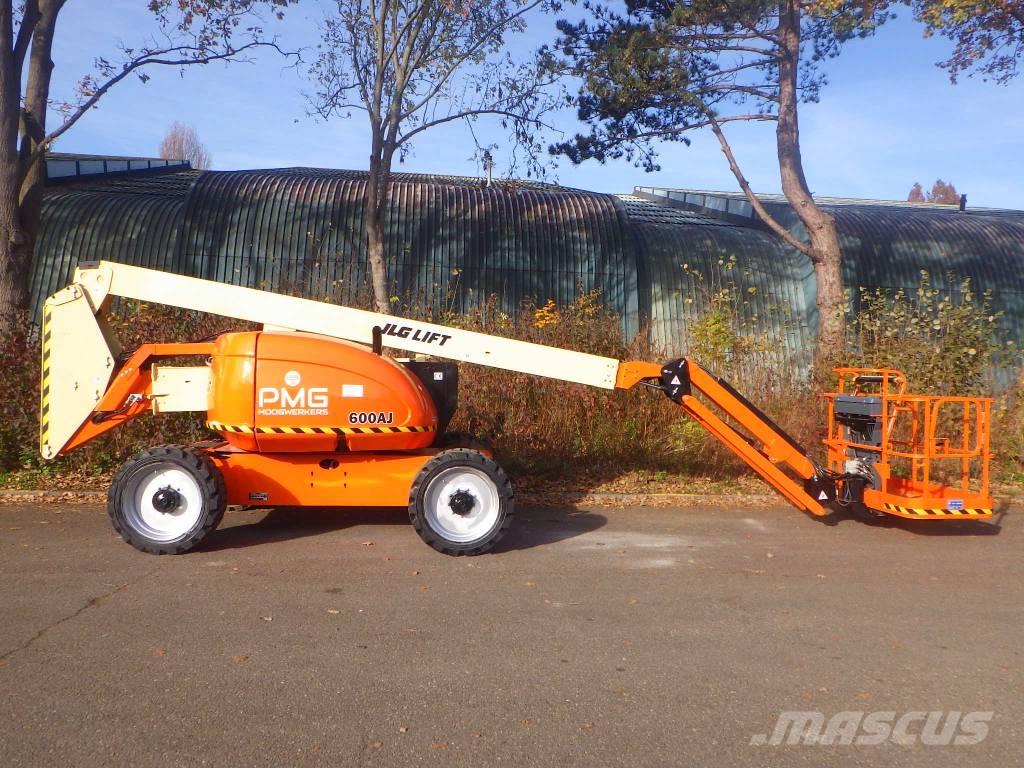 JLG 600AJ Strēles pacēlāji