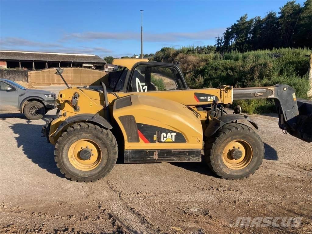 CAT TH 4070 Lauksaimniecības pacēlāji