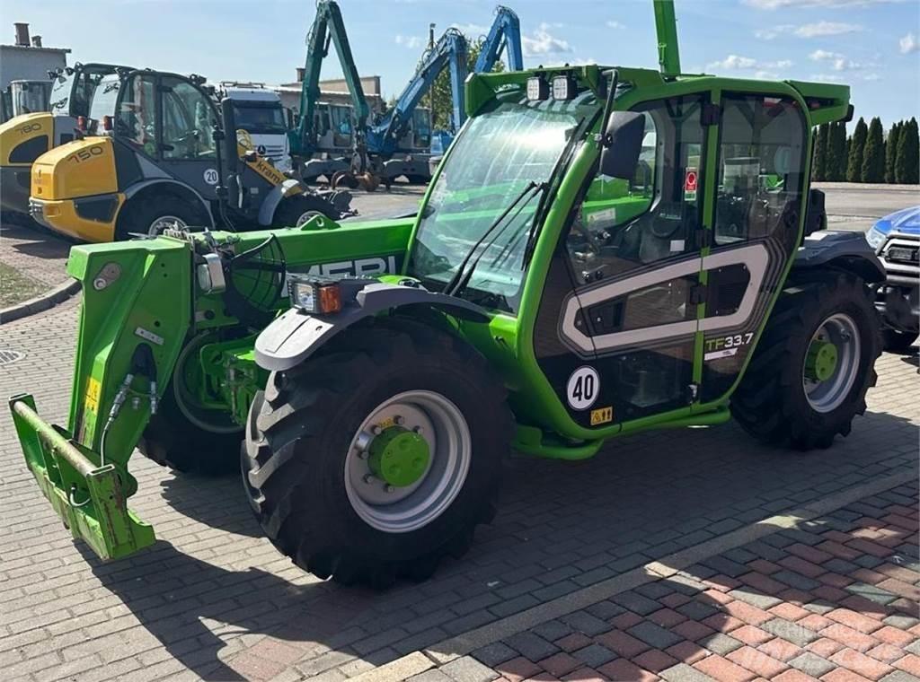 Merlo TF 33.7 Teleskopiskie pacēlāji