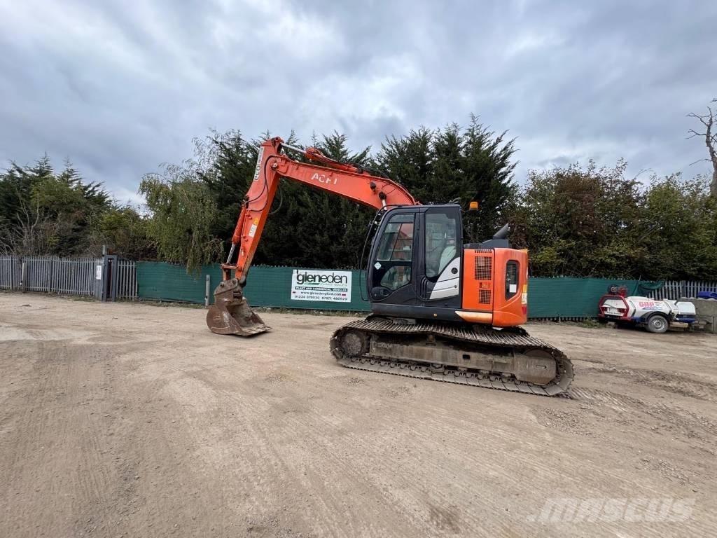 Hitachi ZX 135 US-6 Kāpurķēžu ekskavatori