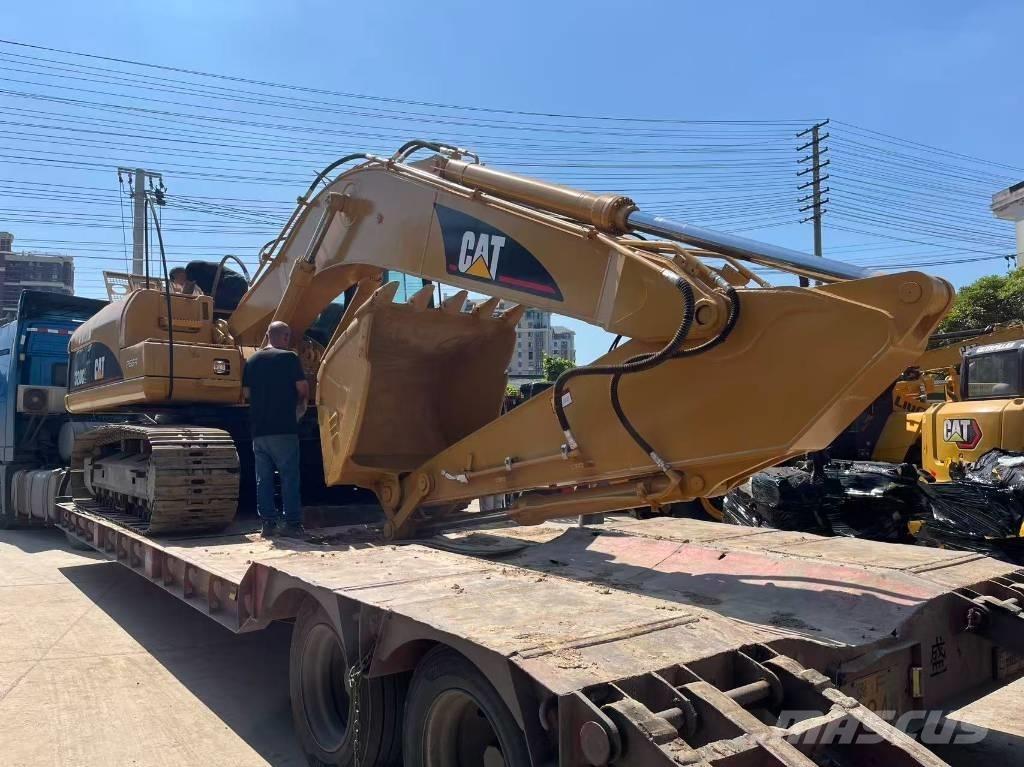 CAT 320 C L Kāpurķēžu ekskavatori