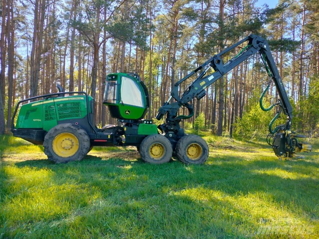 John Deere 1270 G Harvesteri