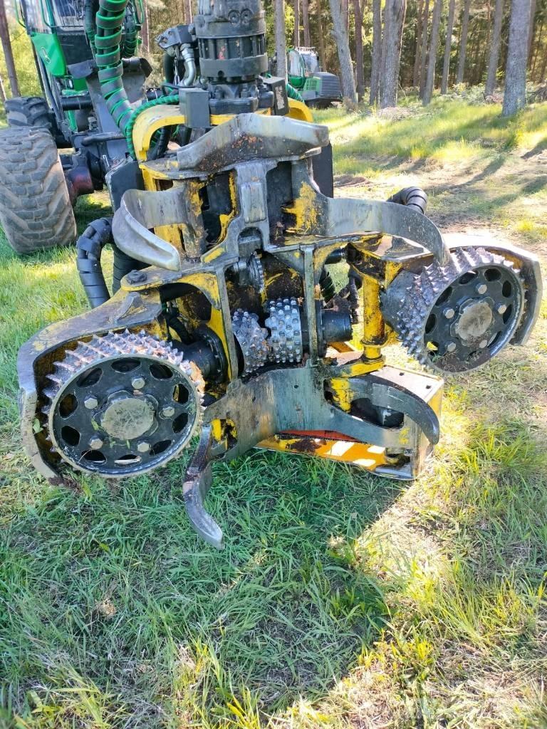 John Deere 1270 G Harvesteri