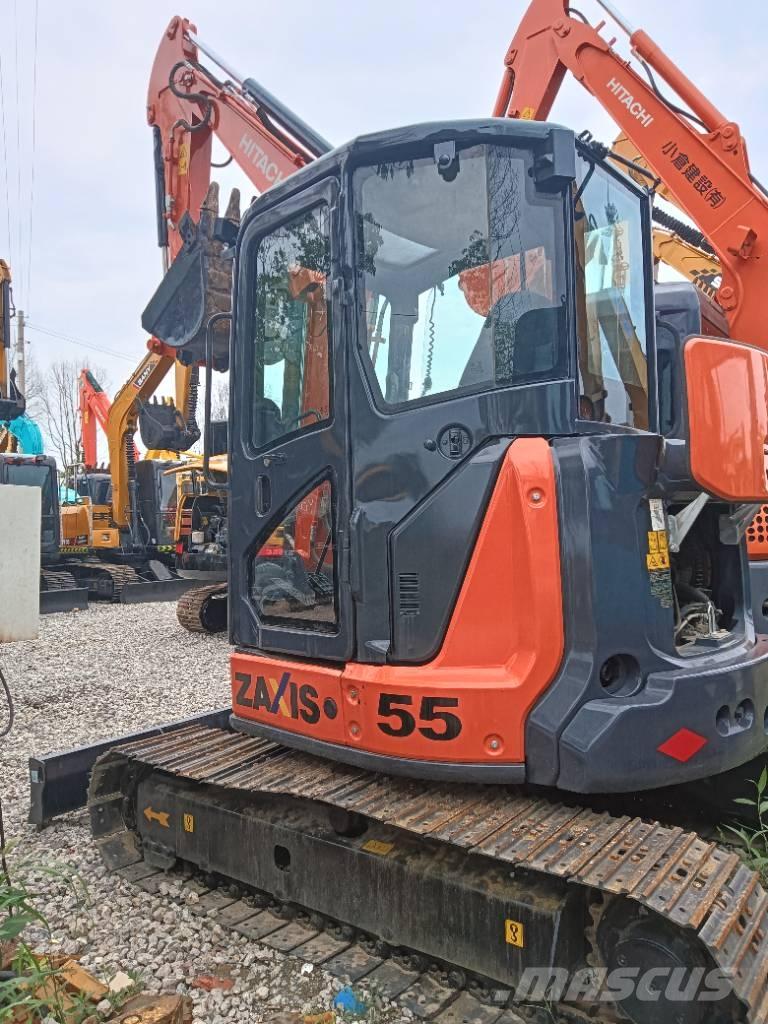 Hitachi ZX 55 Kāpurķēžu ekskavatori