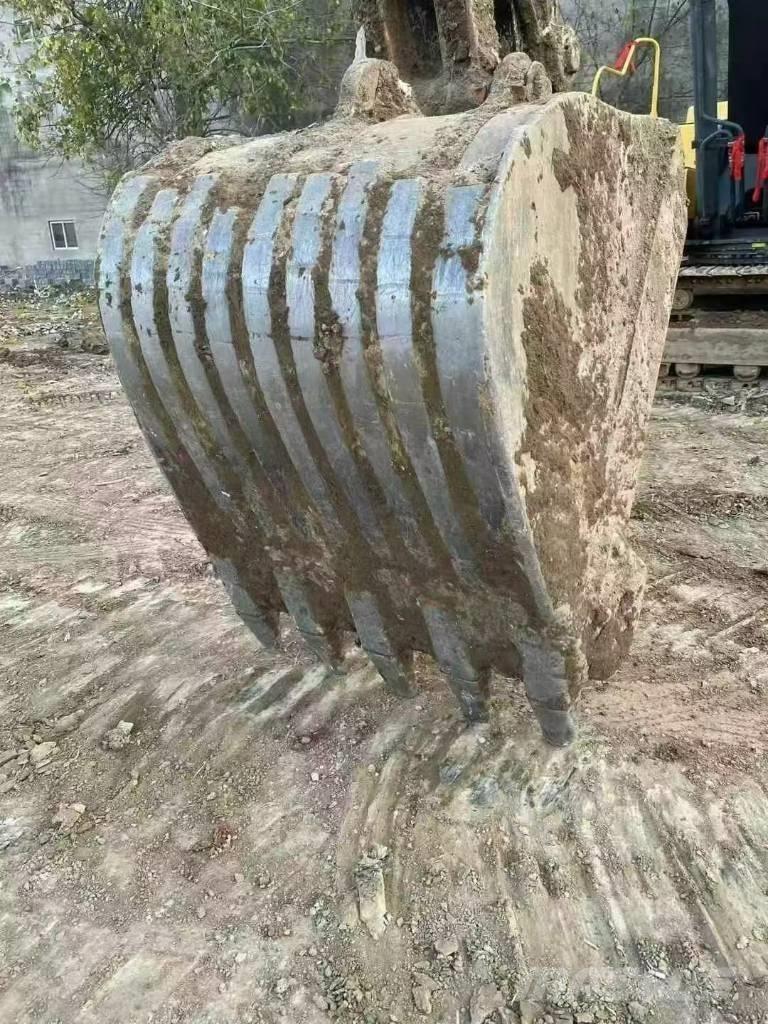 Volvo EC 350DL Kāpurķēžu ekskavatori