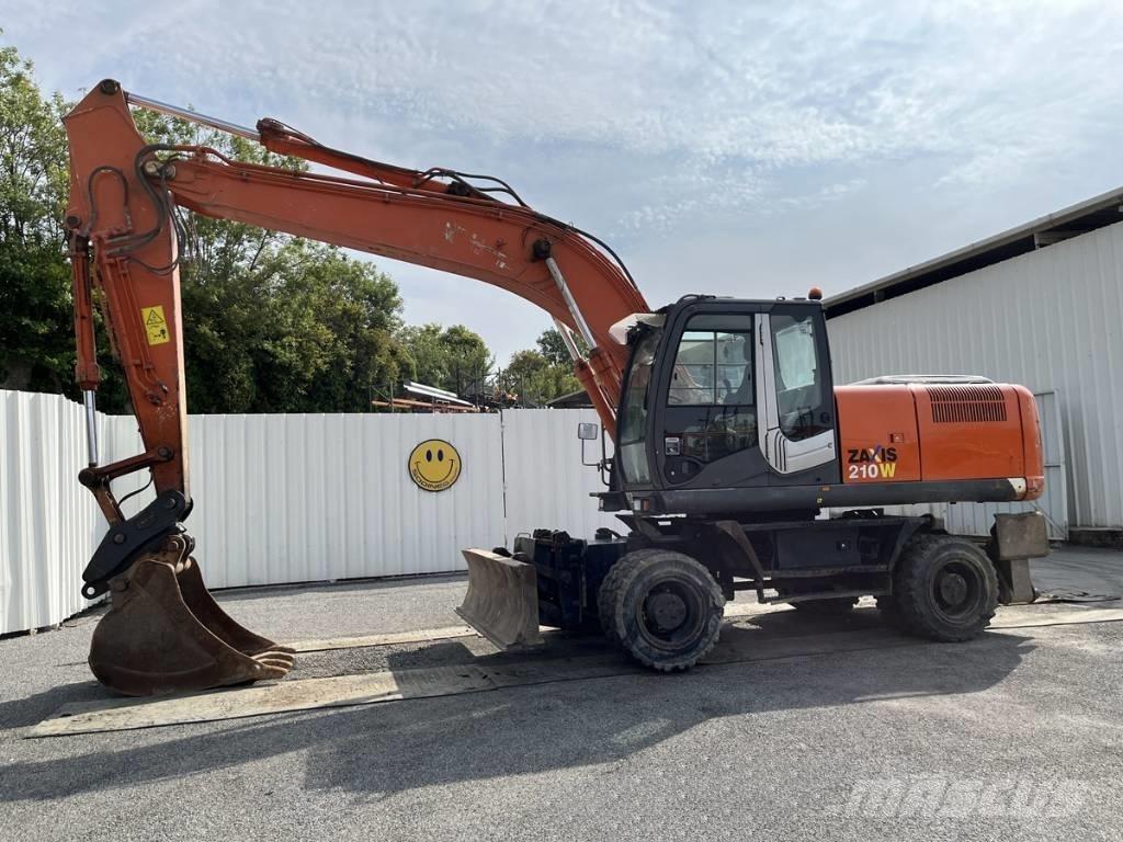 Hitachi ZX210W-3 Ekskavatori uz riteņiem