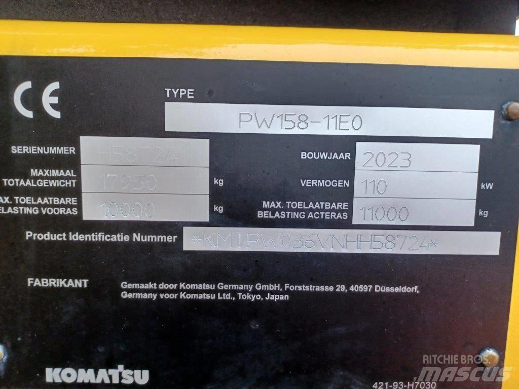Komatsu PW158-11E0 Ekskavatori uz riteņiem