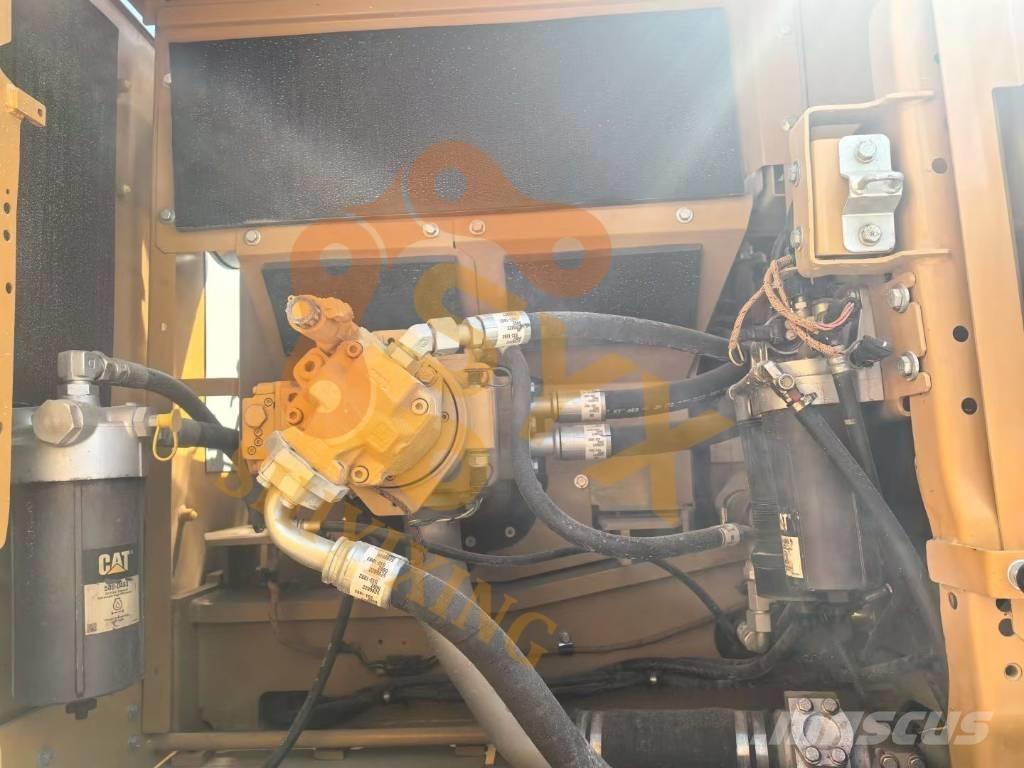 CAT 345GC Kāpurķēžu ekskavatori