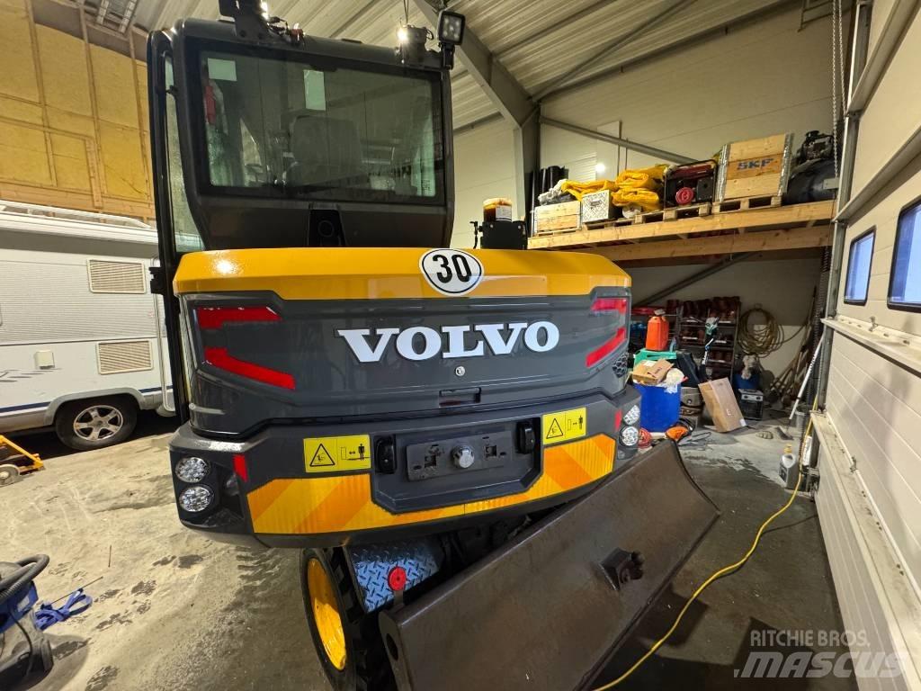 Volvo EW 60 Ekskavatori uz riteņiem
