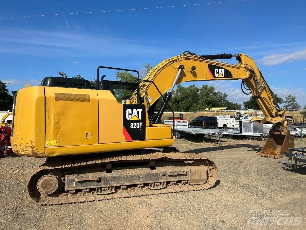 CAT 320 FL Kāpurķēžu ekskavatori