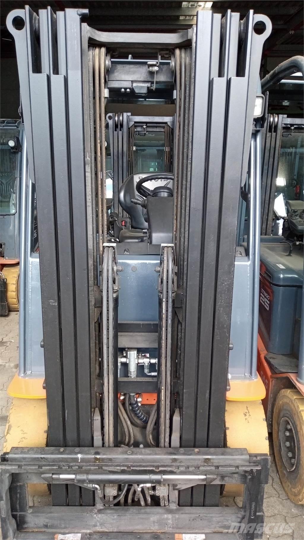 Toyota 8FBMKT25 Elektriskie iekrāvēji