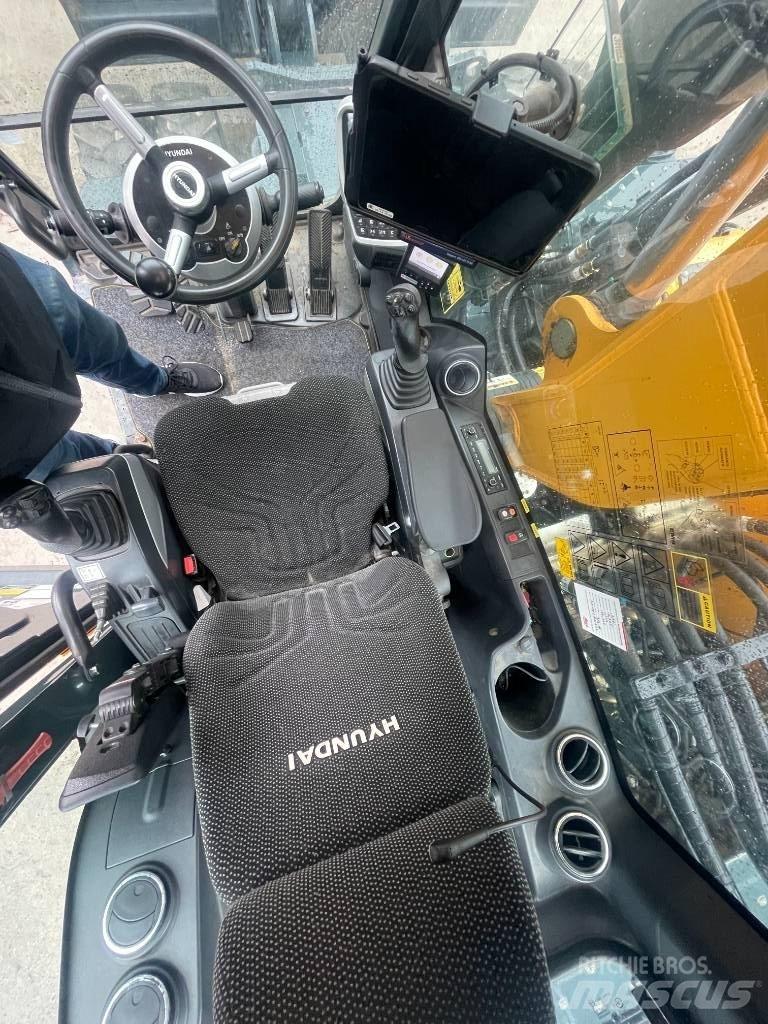 Hyundai HW160 Ekskavatori uz riteņiem