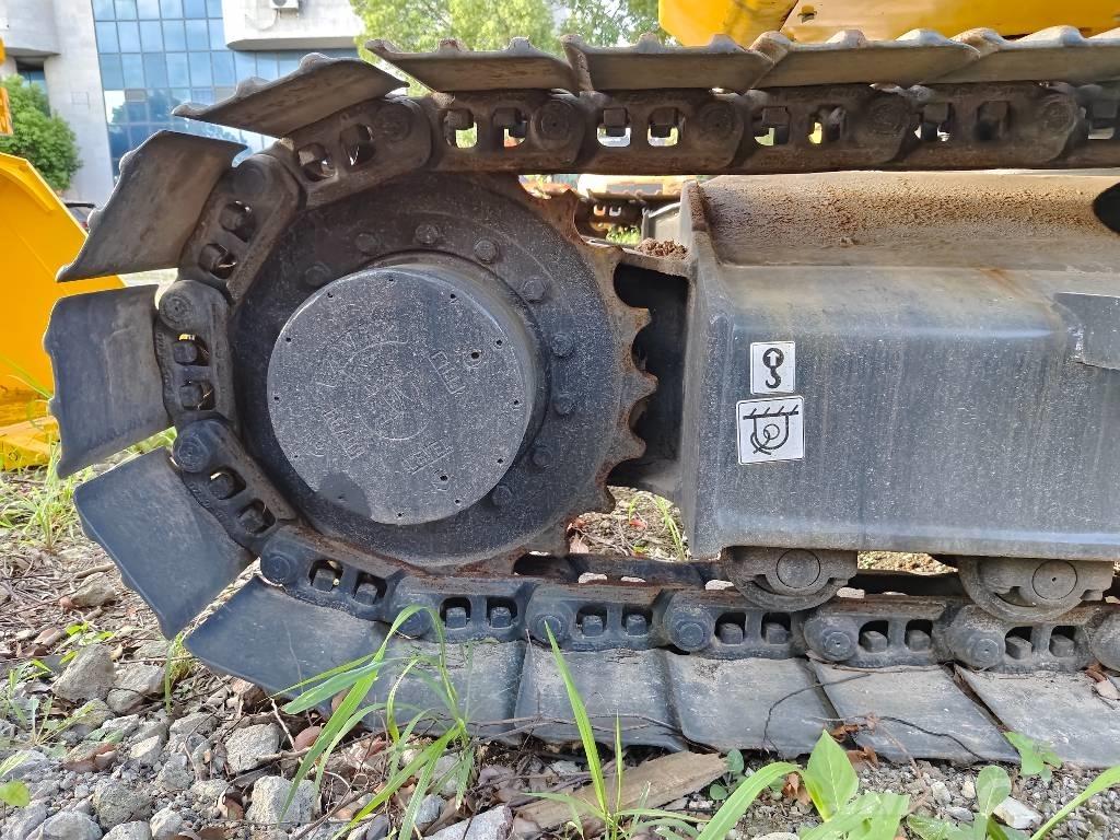 Komatsu PC 130-7 Kāpurķēžu ekskavatori