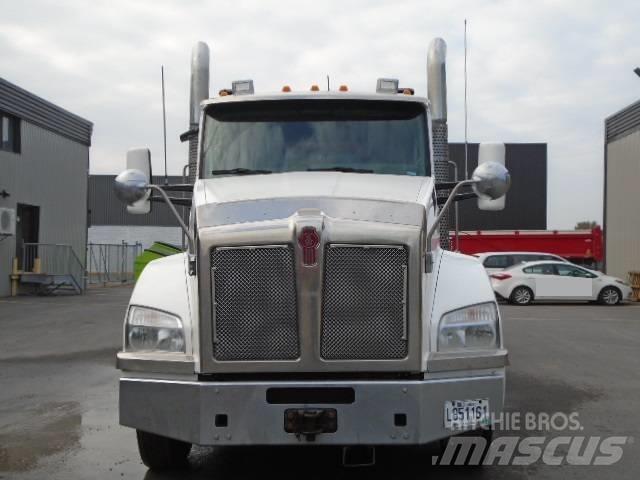 Kenworth T 880 Vilcēji