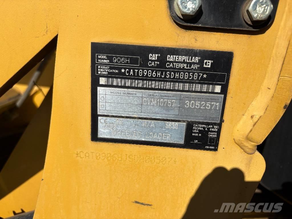 CAT 906 H Iekrāvēji uz riteņiem