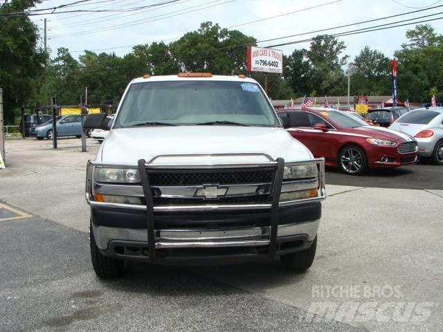 Chevrolet 3500 Platformas/izkraušana no sāniem