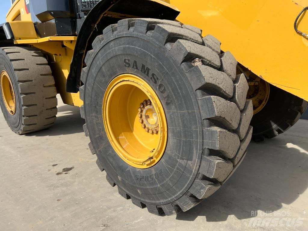 CAT 930K Iekrāvēji uz riteņiem