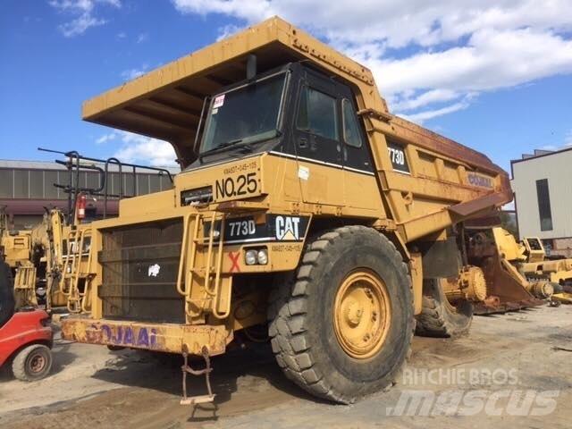 CAT 773D Karjeras kravas automašīnas