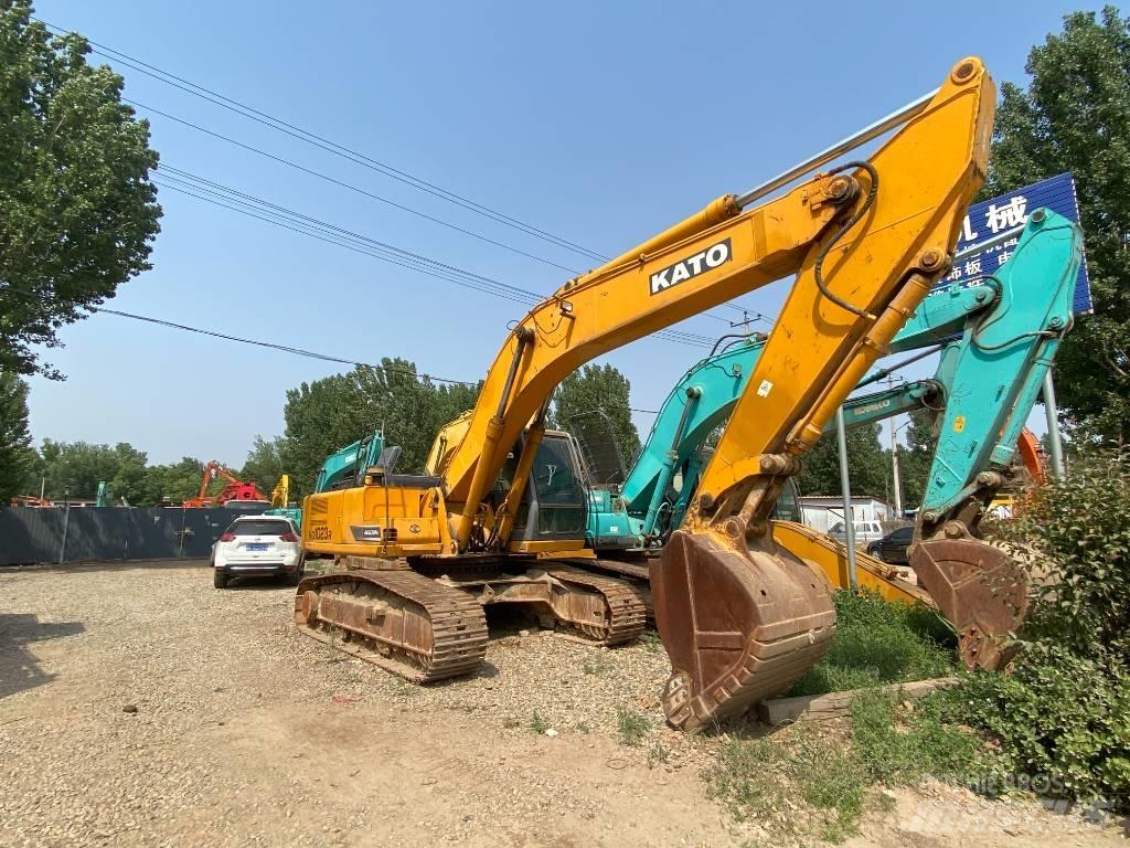 Kato HD 1023 R Kāpurķēžu ekskavatori