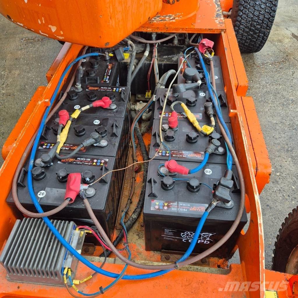 Niftylift HR 12 E Strēles pacēlāji