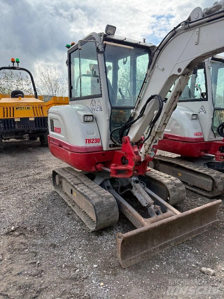 Takeuchi TB 230 Mini ekskavatori < 7 t