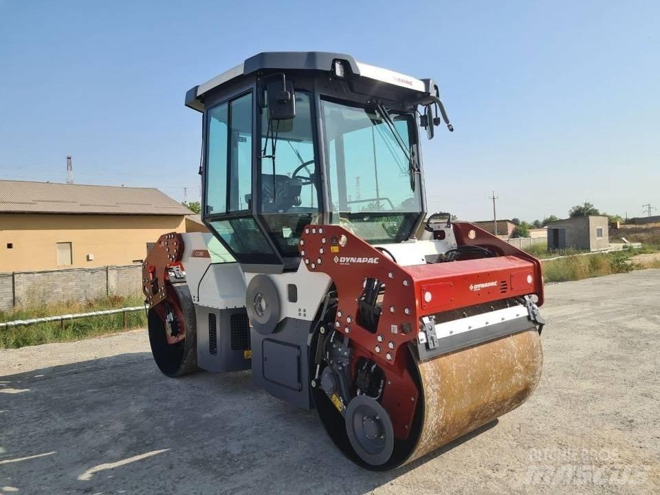 Dynapac CC2200 Divvalču grunts veltņi