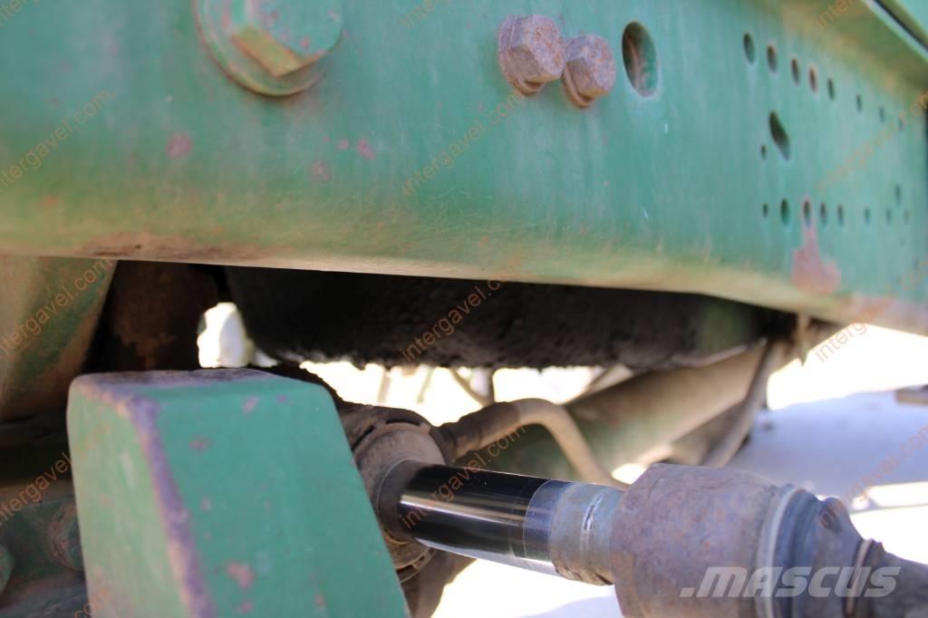 John Deere 6610 Traktori