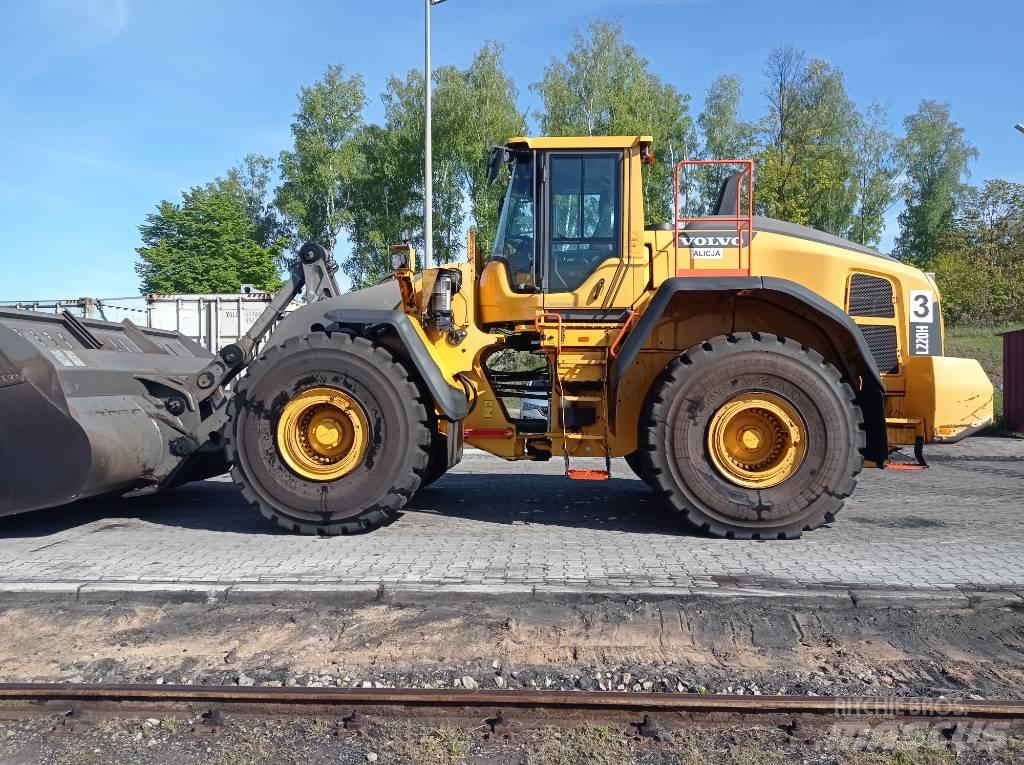 Volvo L 220 H Iekrāvēji uz riteņiem