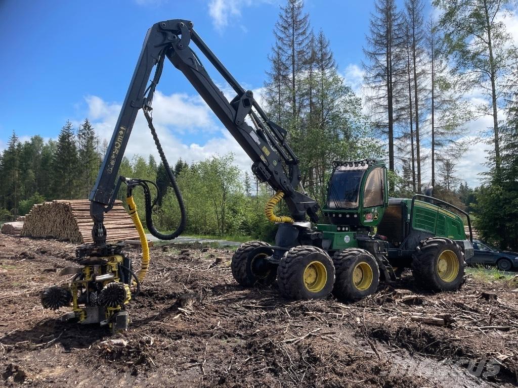 John Deere 1270 G Harvesteri