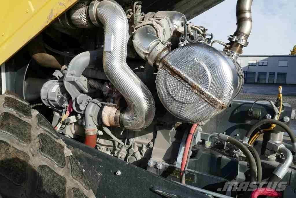 Bomag BW 213 D-5 Augsnes blīvētāji