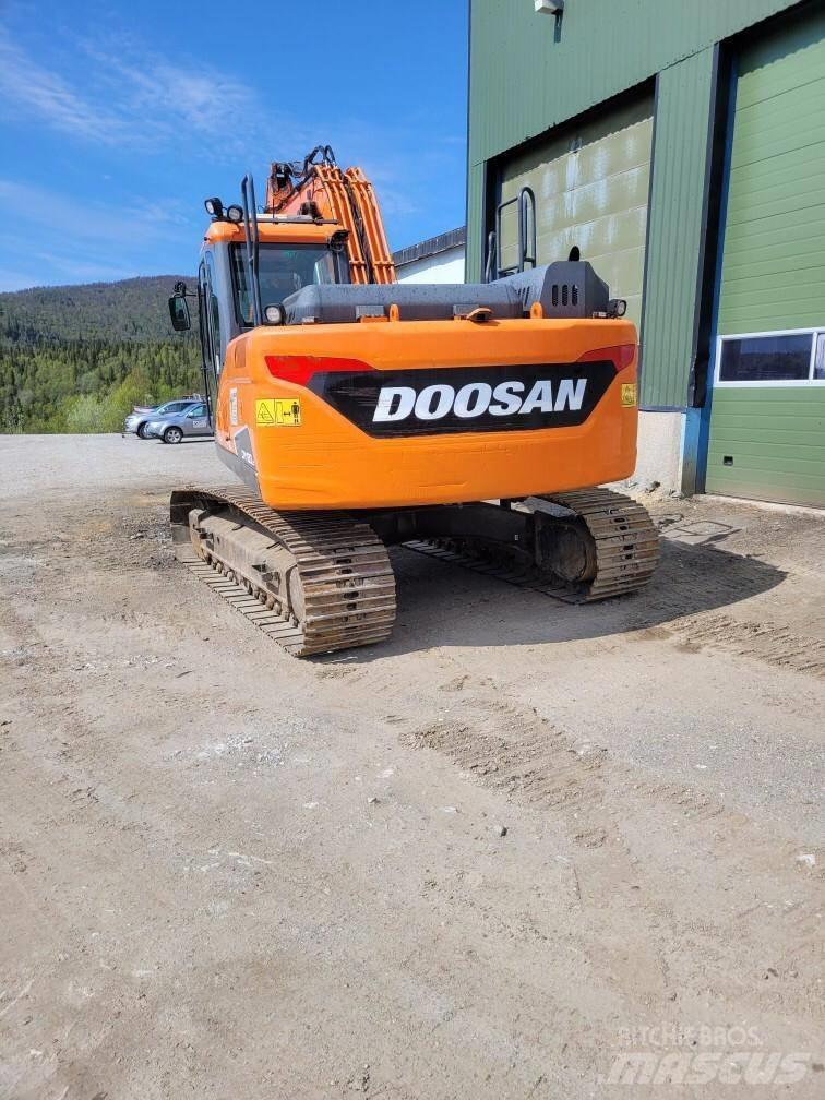 Doosan DX 180 LC Kāpurķēžu ekskavatori