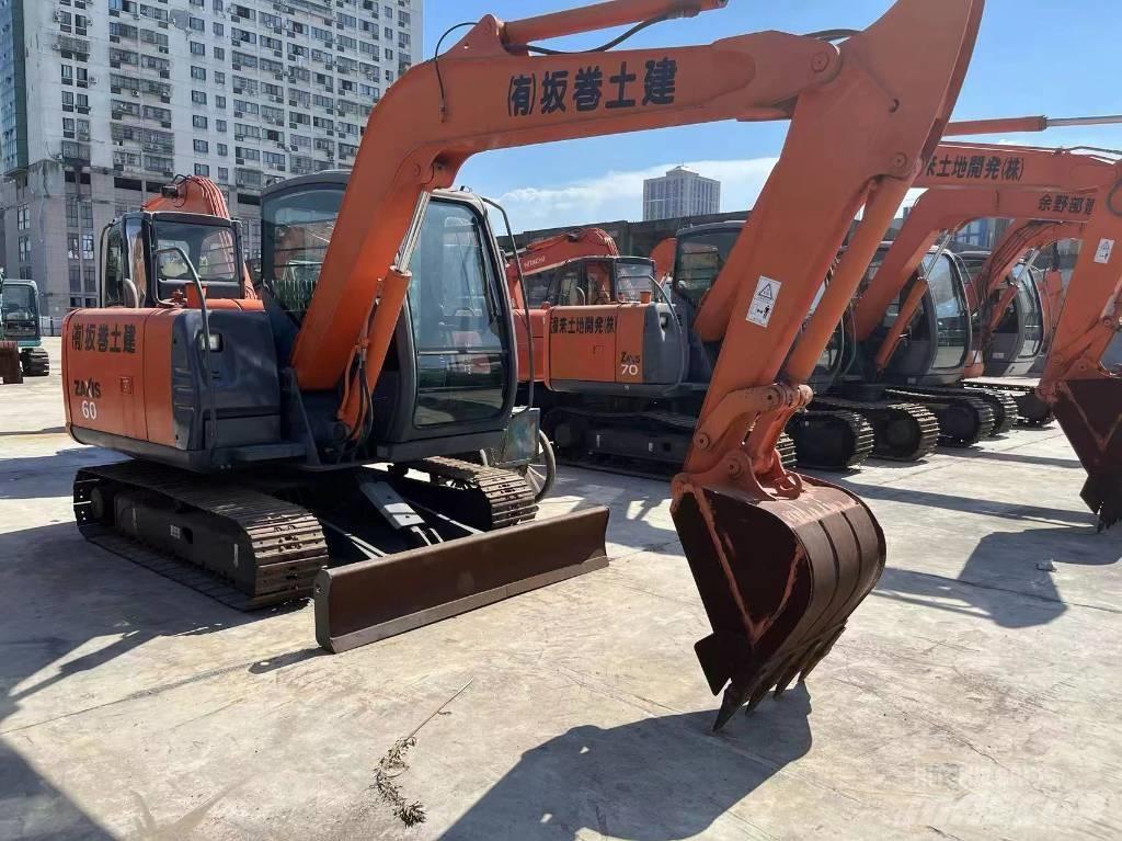 Hitachi ZX 60 Kāpurķēžu ekskavatori