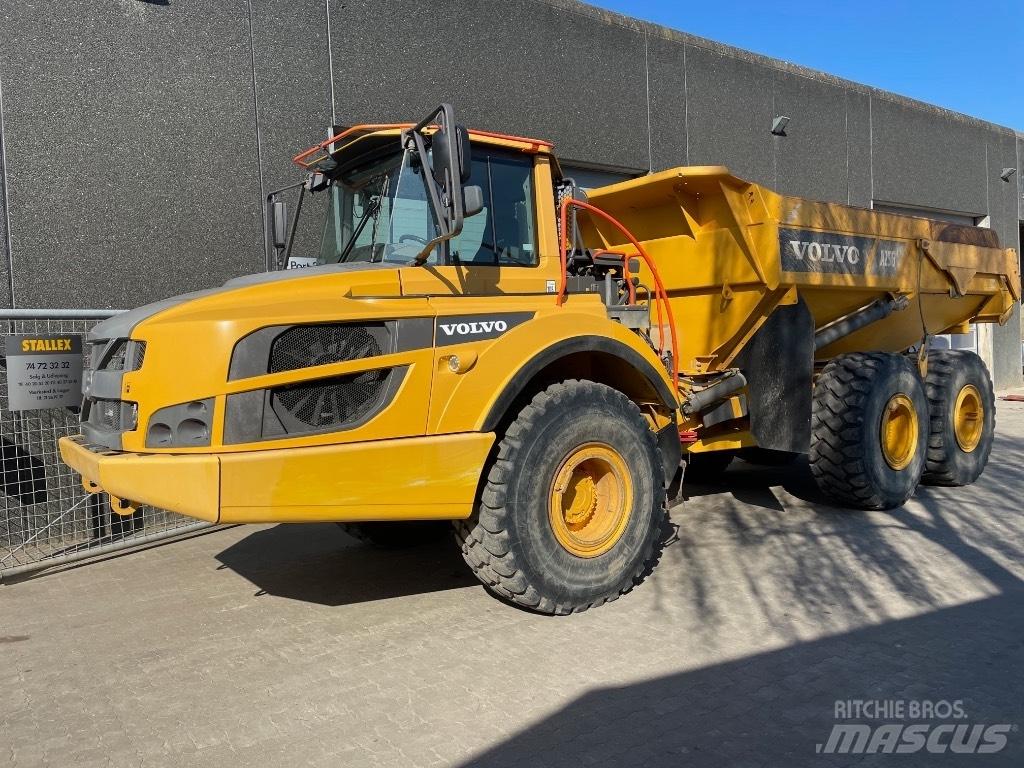 Volvo A25G Artikulētie pašizgāzēji