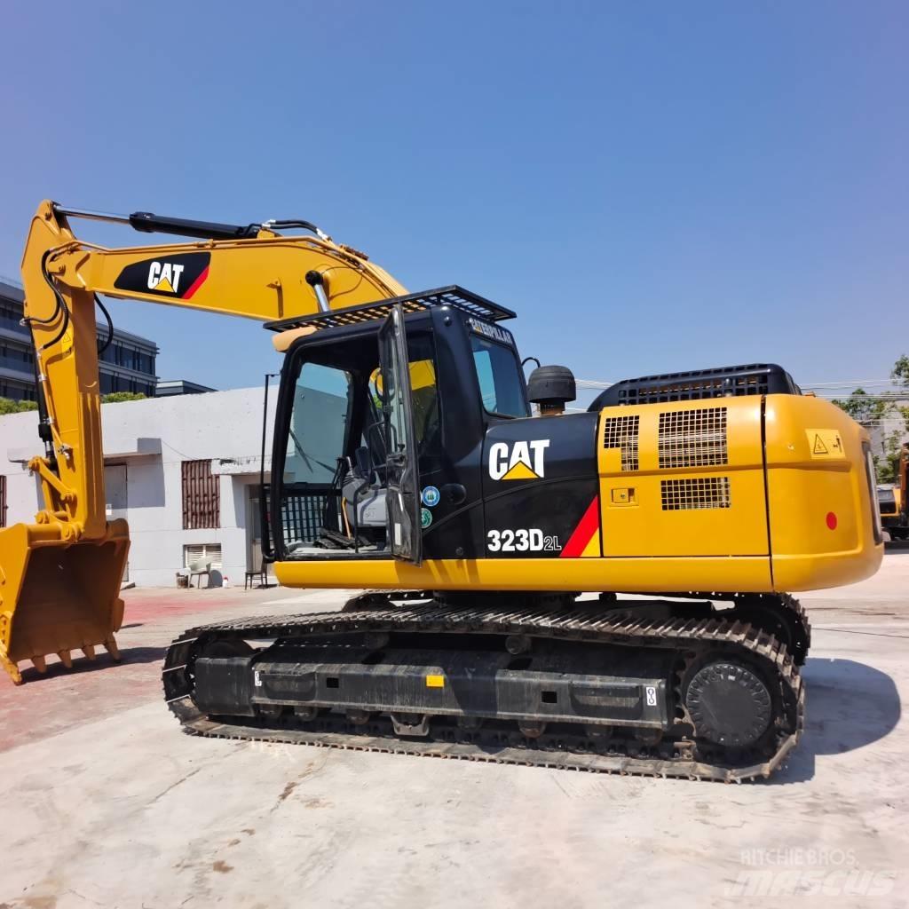 CAT 320 D2L Kāpurķēžu ekskavatori