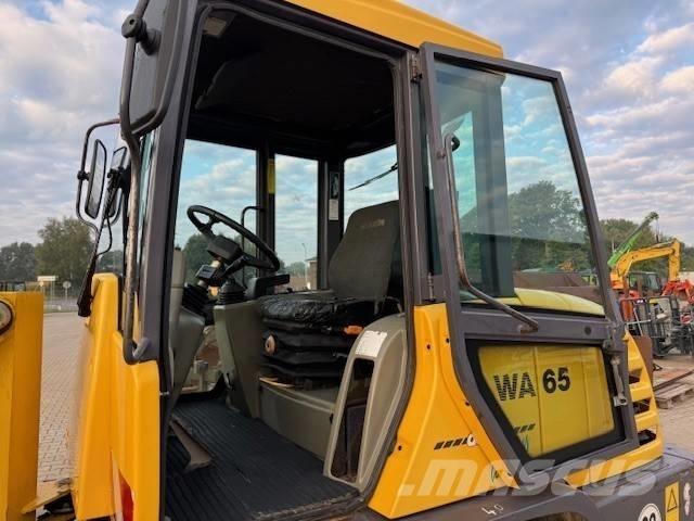 Komatsu WA 65-3 Iekrāvēji uz riteņiem