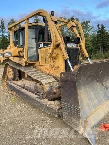 CAT D 6 R XL Kāpurķēžu buldozeri