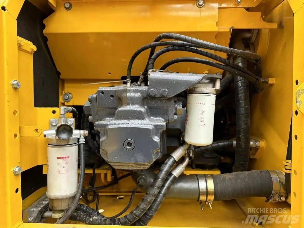 Komatsu PC 210-8 Kāpurķēžu ekskavatori