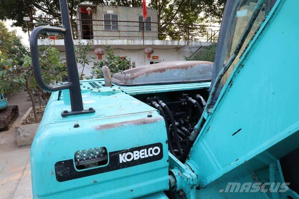 Kobelco SK 130 Kāpurķēžu ekskavatori