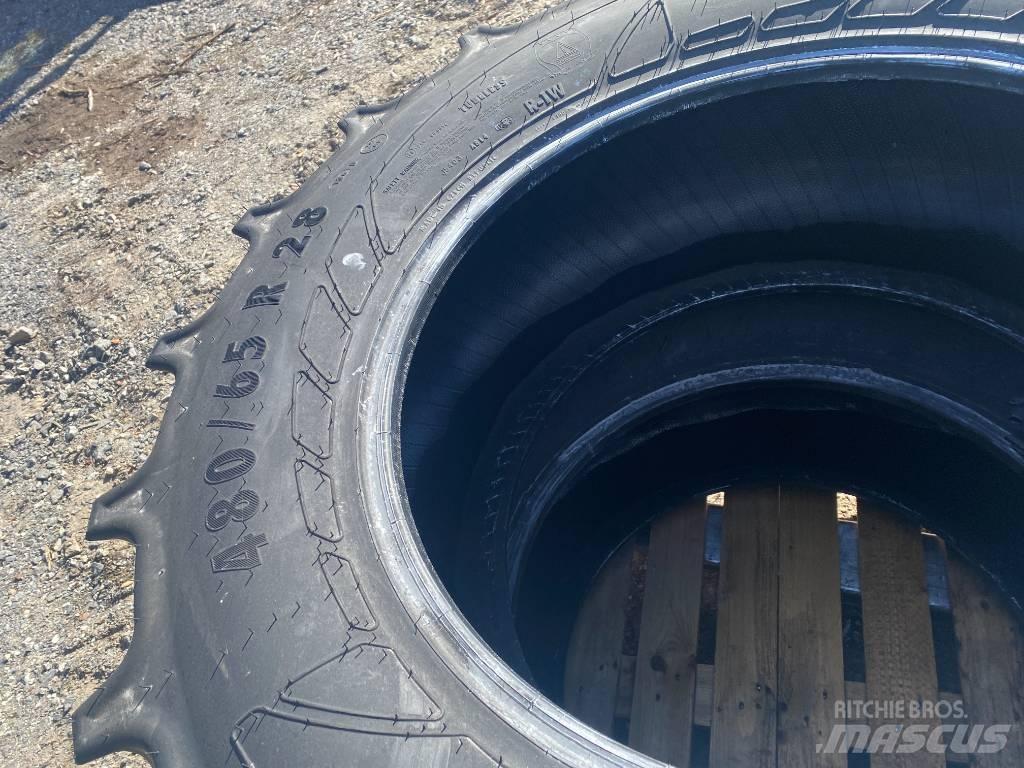 Mitas 480/65 R28 Riepas, riteņi un diski