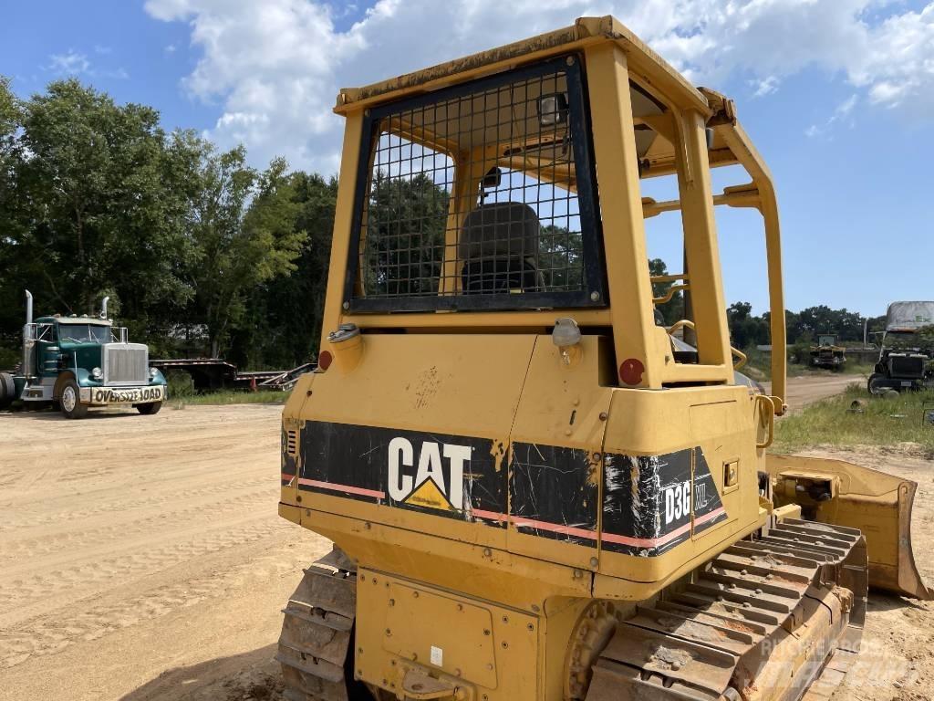 CAT D3G XL Kāpurķēžu buldozeri