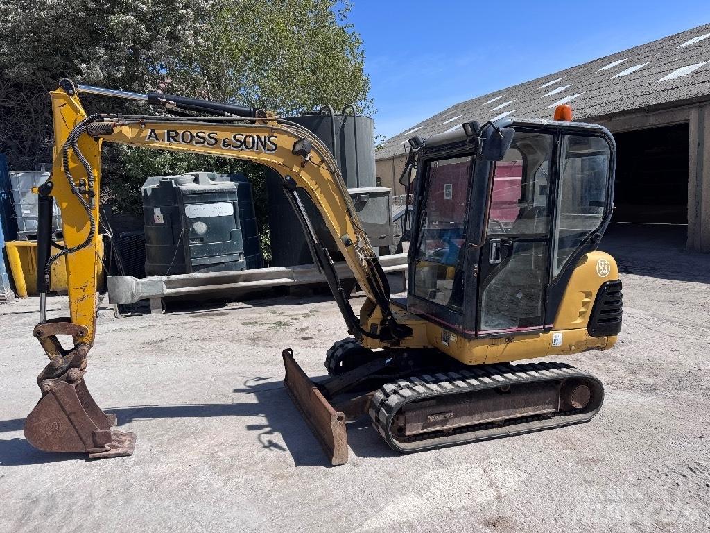 CAT 302.5 Mini ekskavatori < 7 t