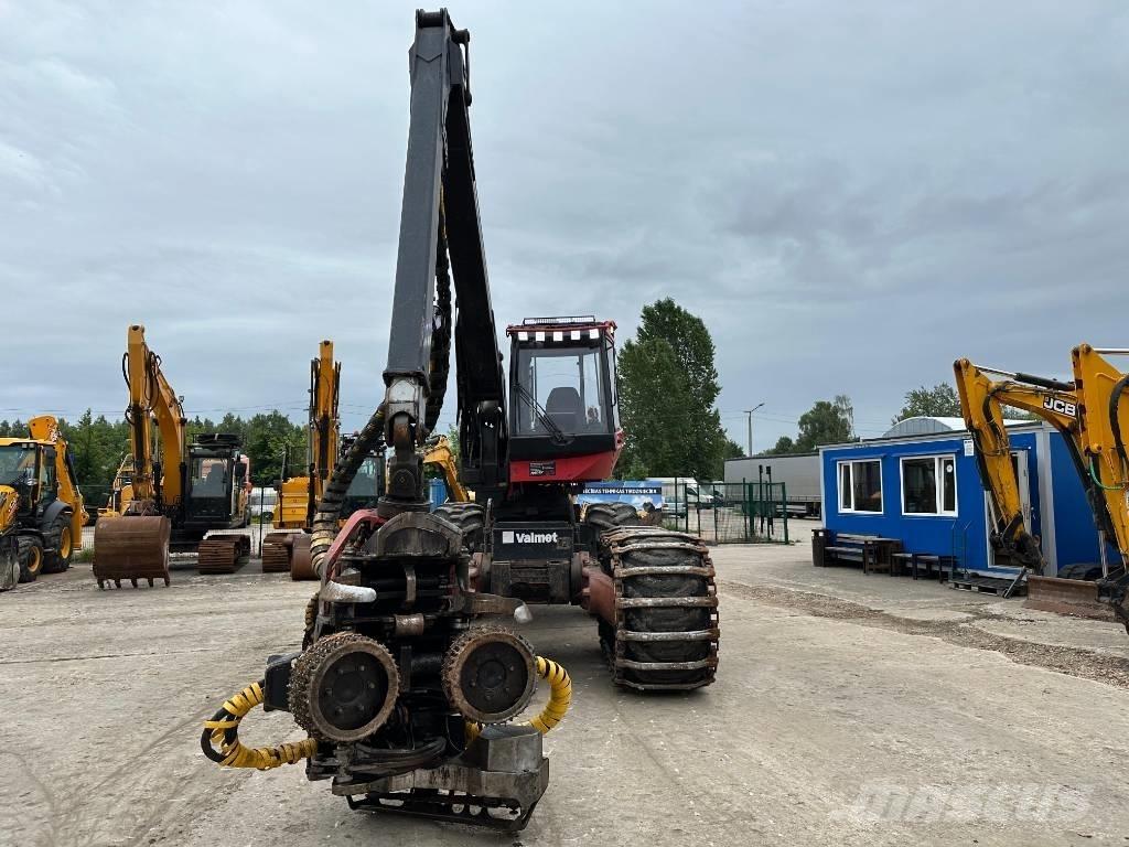 Valmet 911.4 Harvesteri